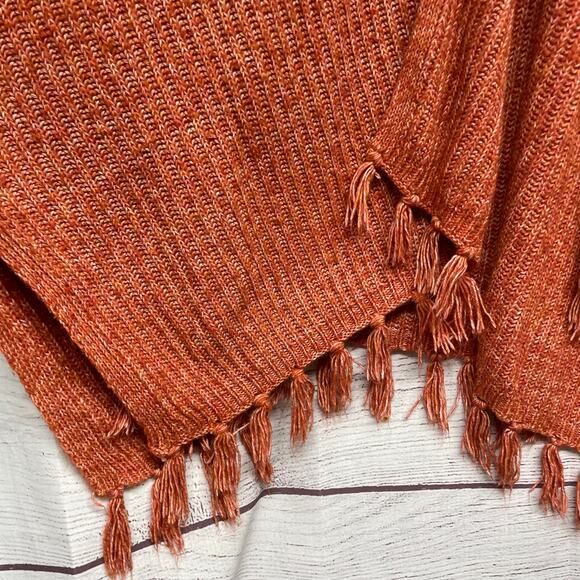 American Eagle Knit Poncho Komono Wrap Shawl Cardigan Sweater Fringe Size OS - Picture 4 of 12